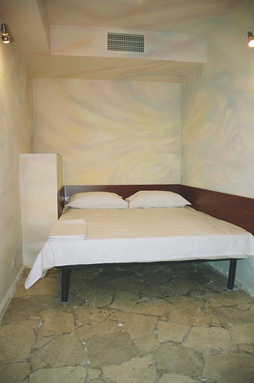 יירבאן Motel Acapulco מראה חיצוני תמונה