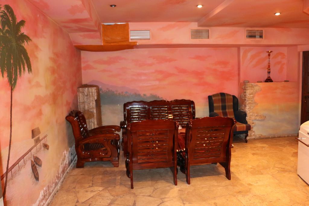 יירבאן Motel Acapulco מראה חיצוני תמונה