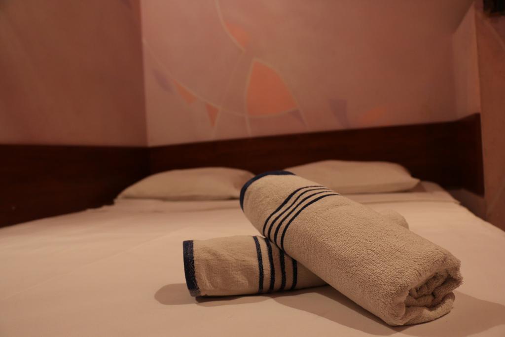 יירבאן Motel Acapulco מראה חיצוני תמונה